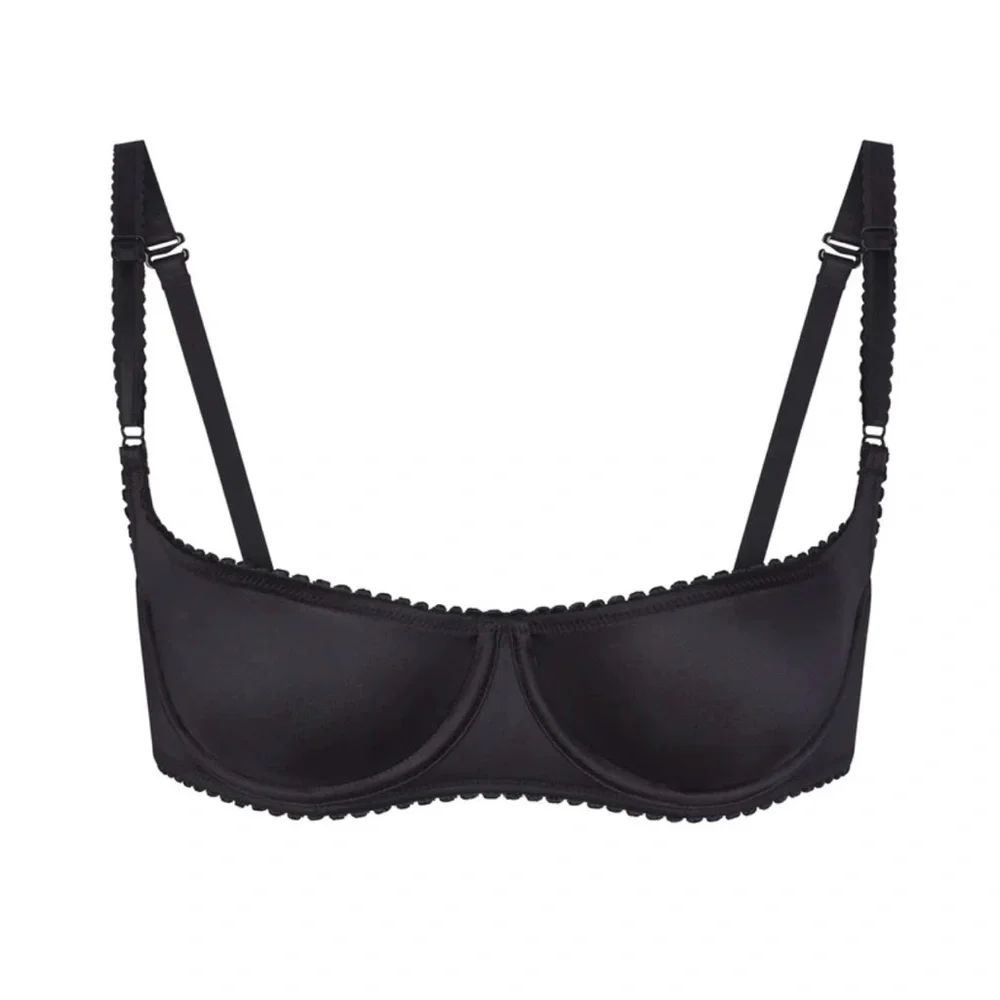 SKIMS bra black